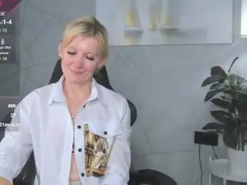 Chaturbate Free Live Porn of julie_lucasss