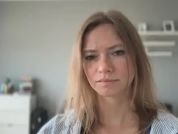 lux_millie from chaturbate