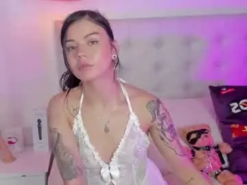 Chaturbate Live Sex Cam of vanessa_cruz_18