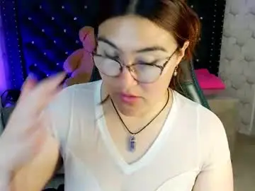 Chaturbate Free Porn Cam of diamondfox_m