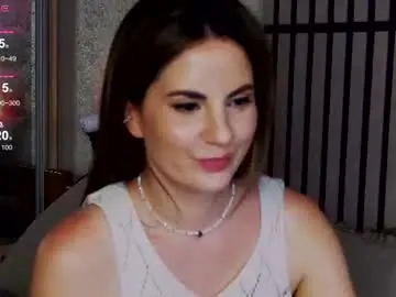 mystique_girl_ from chaturbate