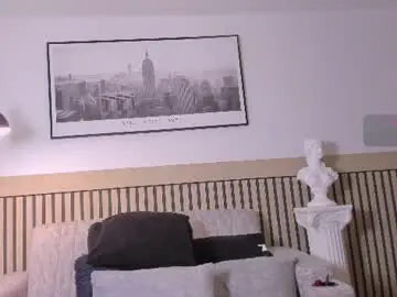Chaturbate Free Porn Cam of lucy_milf_68
