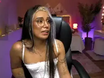 Chaturbate Best live sex cam show of la_monitora