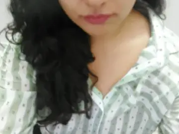 Dscgirls Adult Webcam of Liyana  Safi