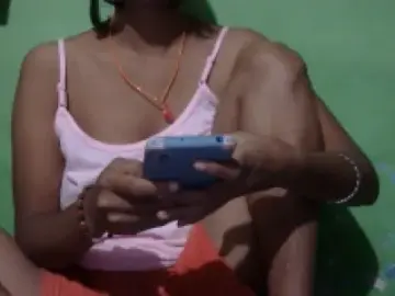 Dscgirls Watch Live Sex Cams of Pakhii