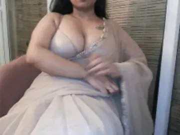 Dscgirls Adult Webcam of Shaynilov