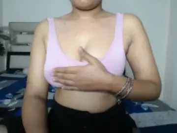Dscgirls Watch Live Sex Cams of Silkyaura