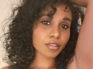 Dscgirls Free Porn Cam of HornyLily4u