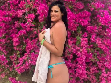 Imlive Live Sex Cam of Natalie_Blakee