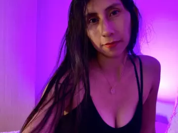 MoonLipson871 from imlive
