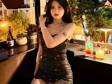 Imlive Watch Live Sex Cams of Alinaz20