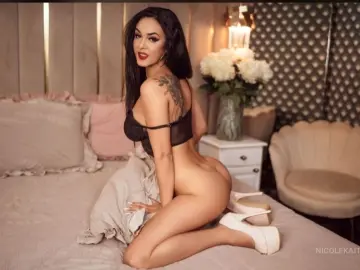 Imlive Live Sex Cam of NicoleKateeePlay