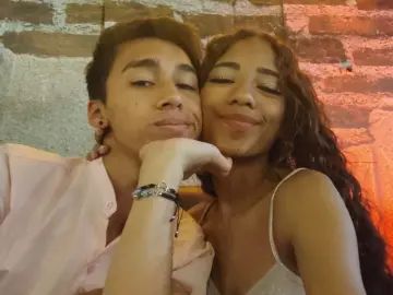 Imlive Best Webcam of LexxyAndAres621