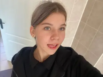 Livejasmin Live Porn of NadineGene
