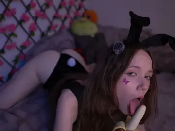 PollyPower from livejasmin