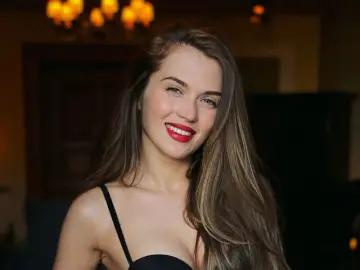 Livejasmin Best live sex cam show of QuinnTakara