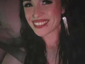 Myfreecams Best live sex cam show of monischaos