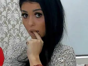 Myfreecams Free Live Porn of Irrenehotgirl