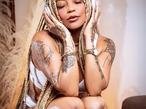 Myfreecams Nude Webcam of Kenya_carper