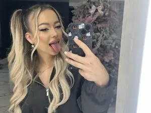 Myfreecams Live Porn of KylieJoyce