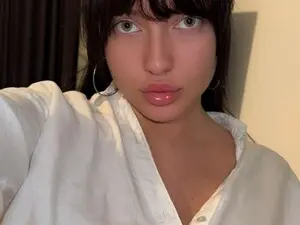 Myfreecams Watch Live Sex Cams of yourbustygirl