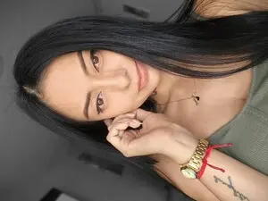 Luna_sway from myfreecams