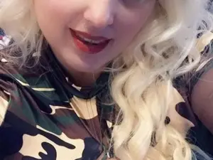 bigpussy_lips from myfreecams