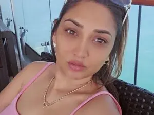 Myfreecams Sex Cam of INDIANROMANCE