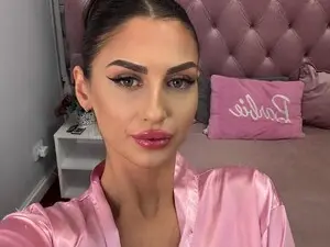 Myfreecams Nude Webcam of BelovedKhlloe