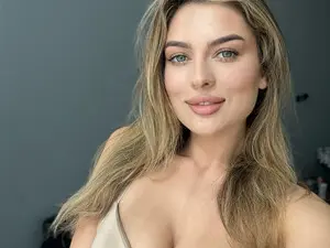 Myfreecams Adult Webcam of SindiMoon