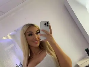 Myfreecams Private Sex Chat of BlondieXStar