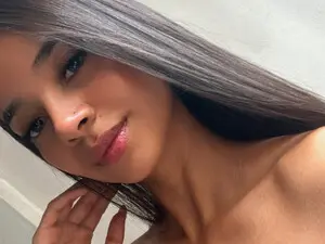 Myfreecams Nude Webcam of Ashly_vesneva
