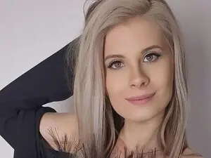 Myfreecams Free Live Porn of KristineLips