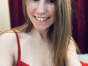 Myfreecams Live Sex Cam of LianaMiller88