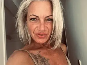 Myfreecams Free Porn Cam of TrophyMilf