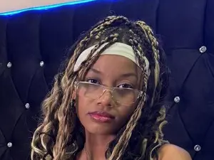 Natyxo from myfreecams