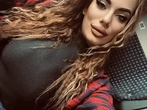 Myfreecams Sex Chat of Cassiehottt