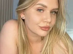 Myfreecams Sex Chat of Hailey_Sky_