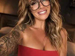 Myfreecams Sex Cam of velvethoneyXo