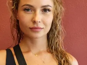 Myfreecams Sex Chat of Dee4w