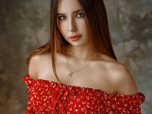AprilAlba777 from myfreecams