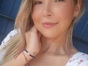Myfreecams Live Porn of CarolineQueen