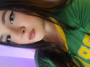 Wild_lilhy from myfreecams