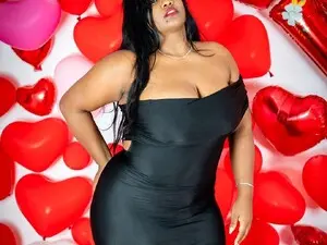 ElsieMorrison from myfreecams