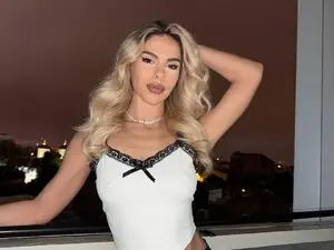 Myfreecams Adult Video Chat of ChloeVelvet