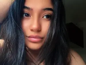 Myfreecams Adult Webcams of KiraMoonX
