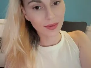 Myfreecams Watch Live Sex Cams of Sashha69