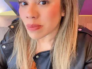 Hornyblondy_ from myfreecams