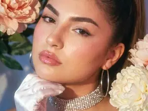 Myfreecams Best live sex cam show of AzzaLee
