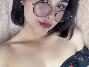 Myfreecams Watch Live Sex Cams of Ivy_Gloom